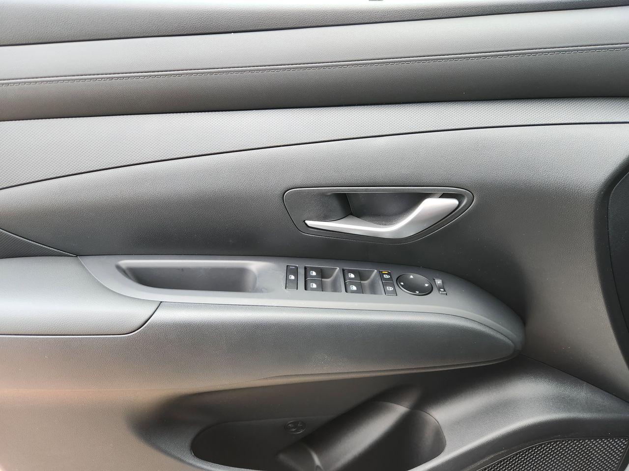 New 2026 R2T Silver Hyundai SEL FWD image 21