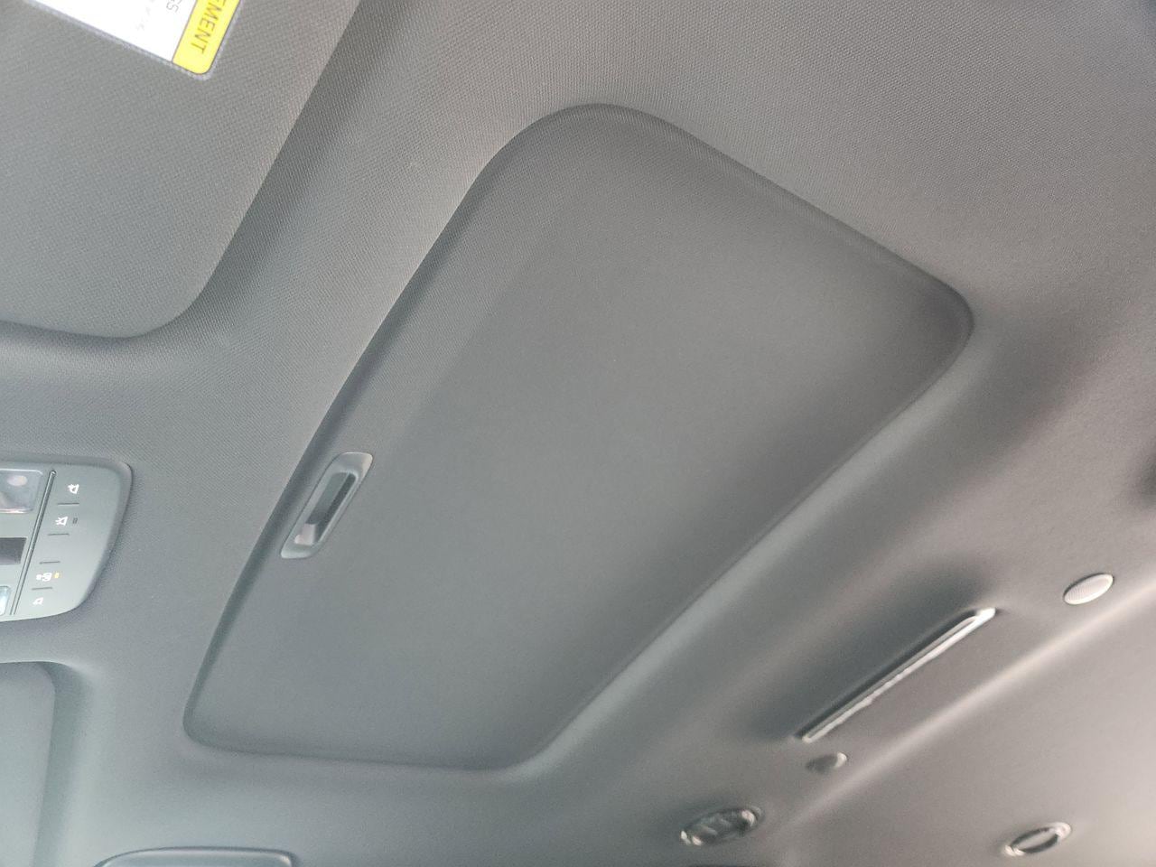 New 2026 Creamy White Pearl Hyundai XRT Pro image 25