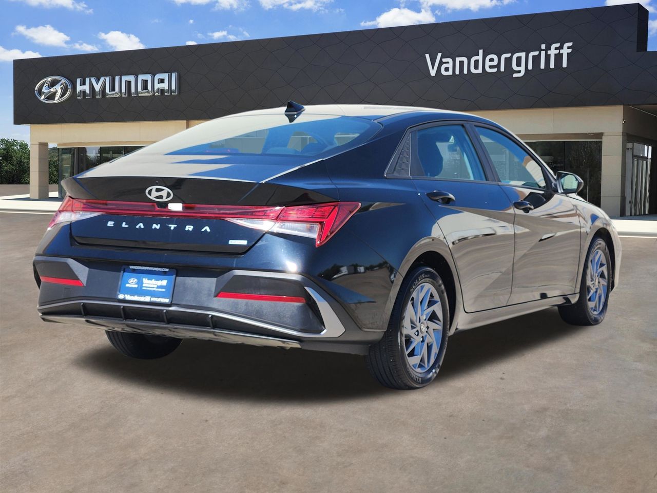 Certified Used 2024 Abyss Black Hyundai Blue image 4