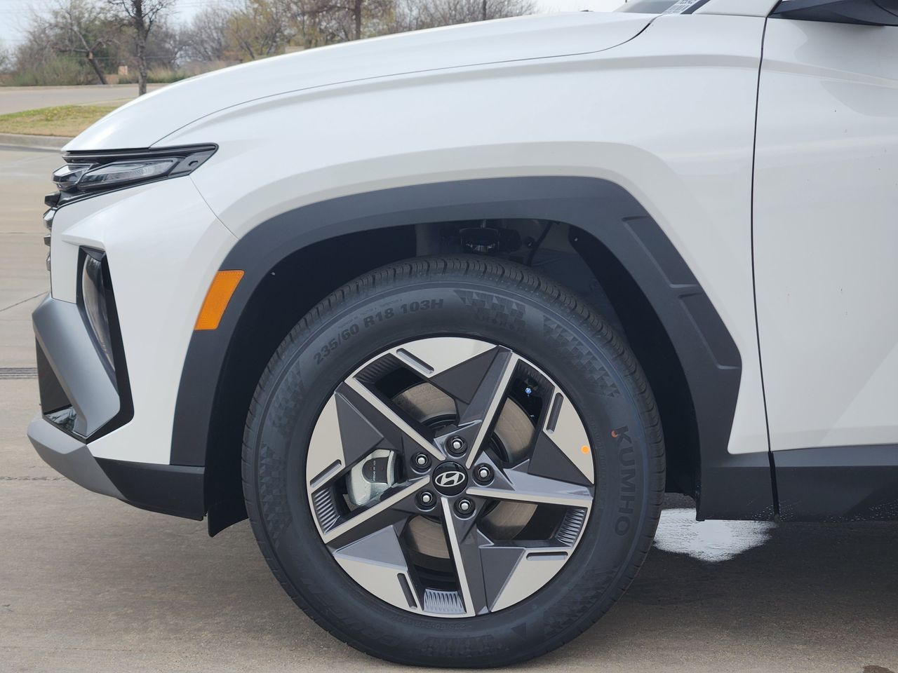 New 2026 W6H White Hyundai SEL FWD image 5