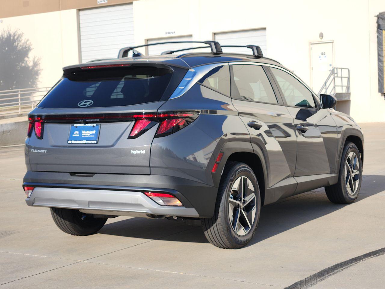 New 2026 Ecotronic Gray Hyundai SEL FWD image 4