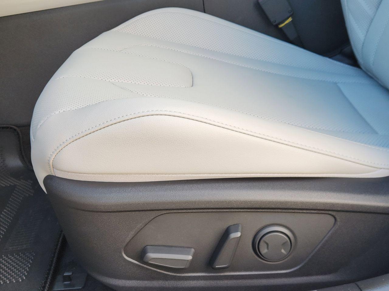 New 2026 Serenity White Hyundai Limited image 25