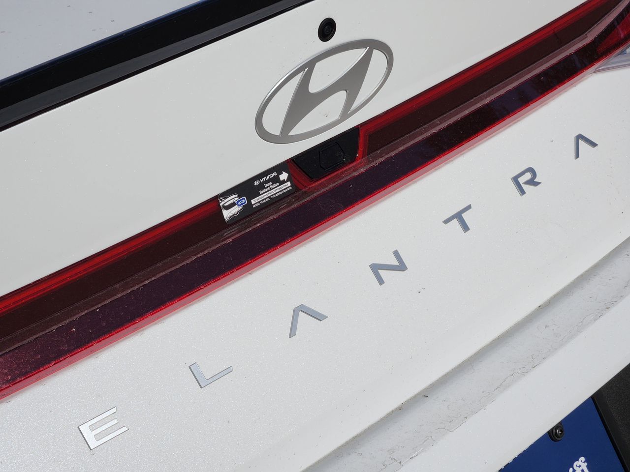 New 2026 W6H White Hyundai SEL Sport image 8