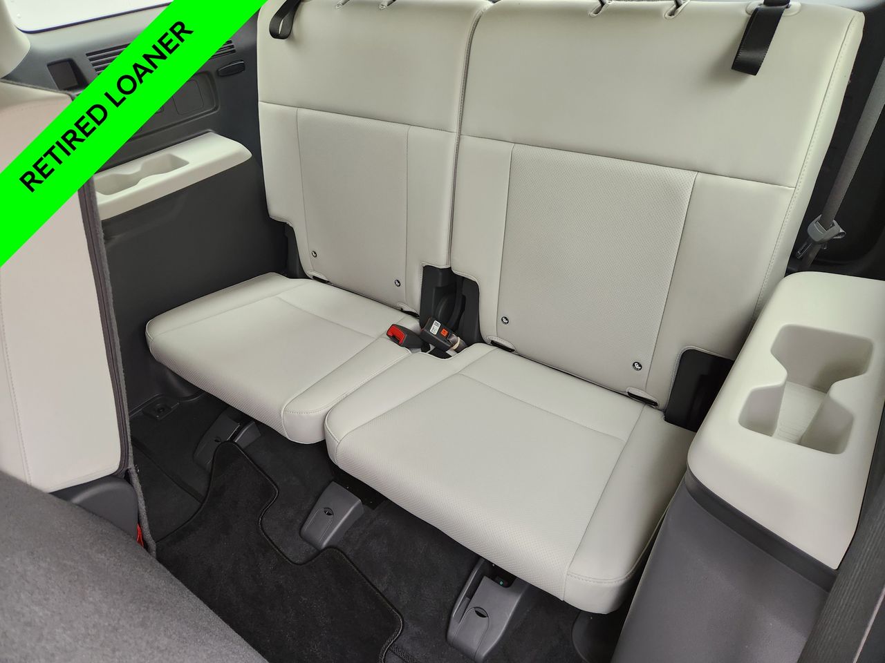 New 2026 Serenity White Hyundai SEL FWD image 30