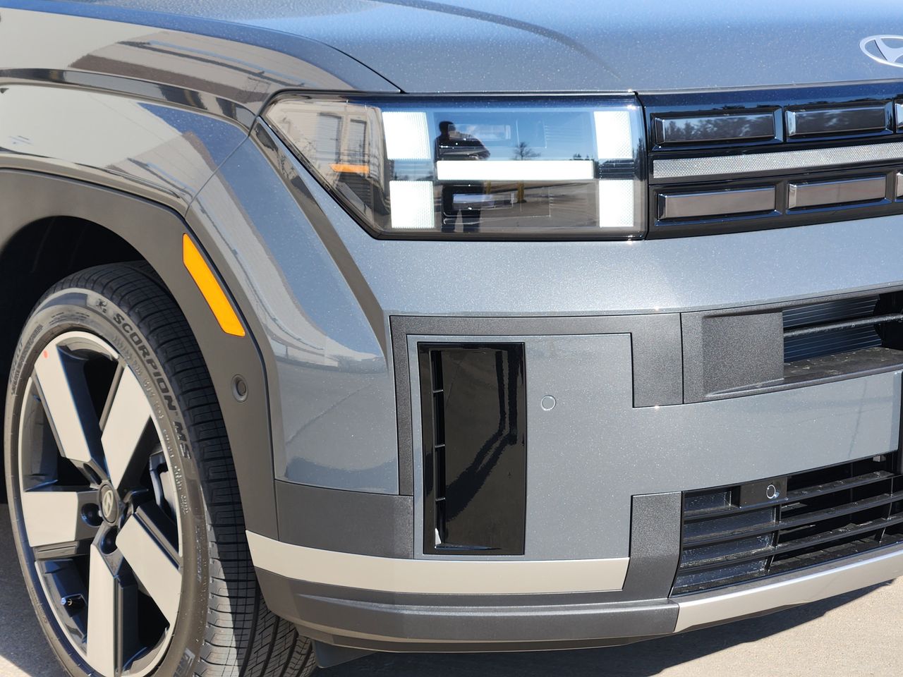 New 2026 PE2 Gray Hyundai Limited FWD image 6