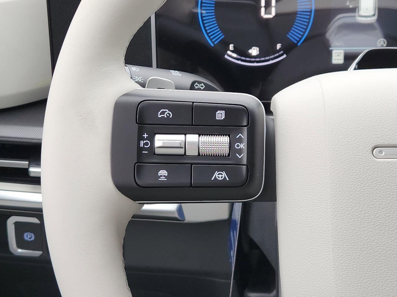 New 2026 Phantom Black Hyundai SEL AWD image 27