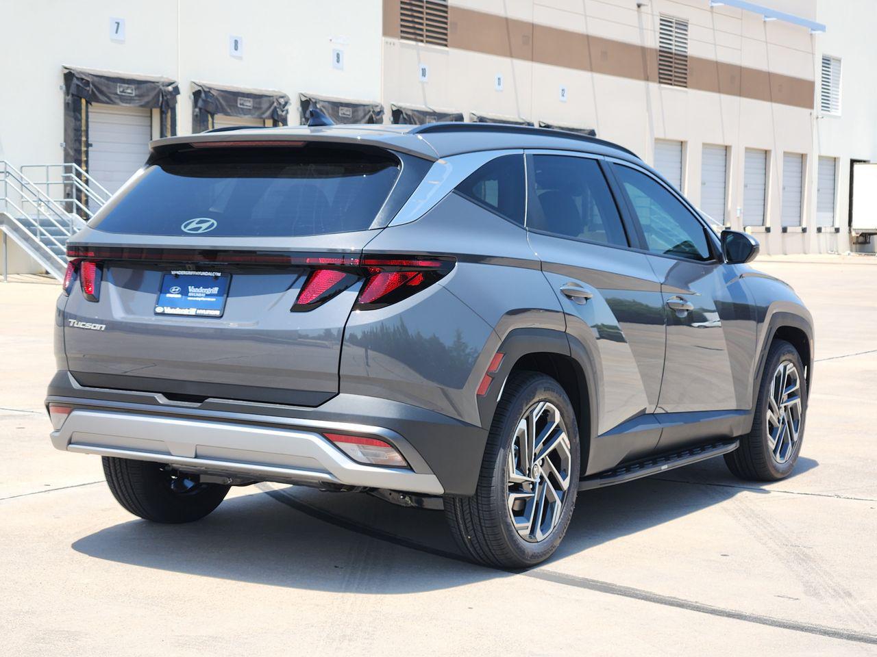 New 2026 Ecotronic Gray Hyundai SEL Plus FWD image 4