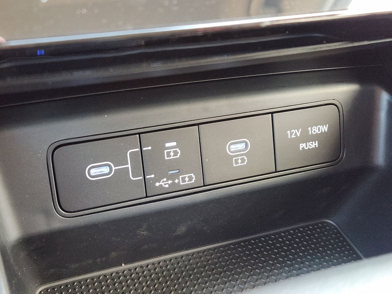 New 2026 W6H White Hyundai SEL FWD image 17