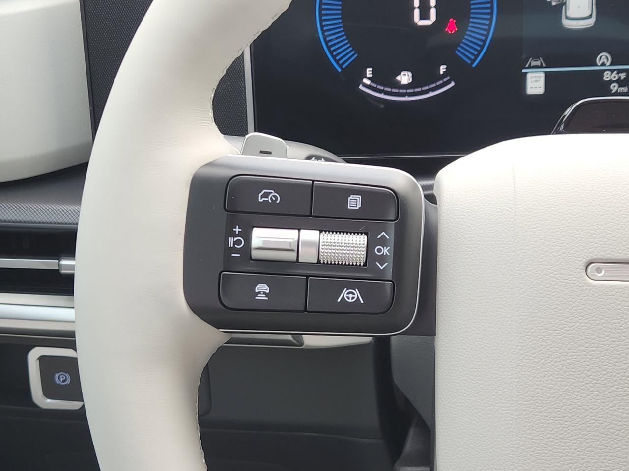 New 2026 Phantom Black Hyundai SEL FWD image 26