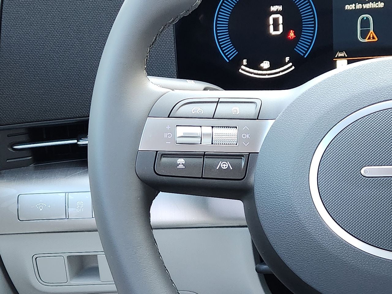 New 2026 A2B Black Hyundai SEL Sport FWD image 26