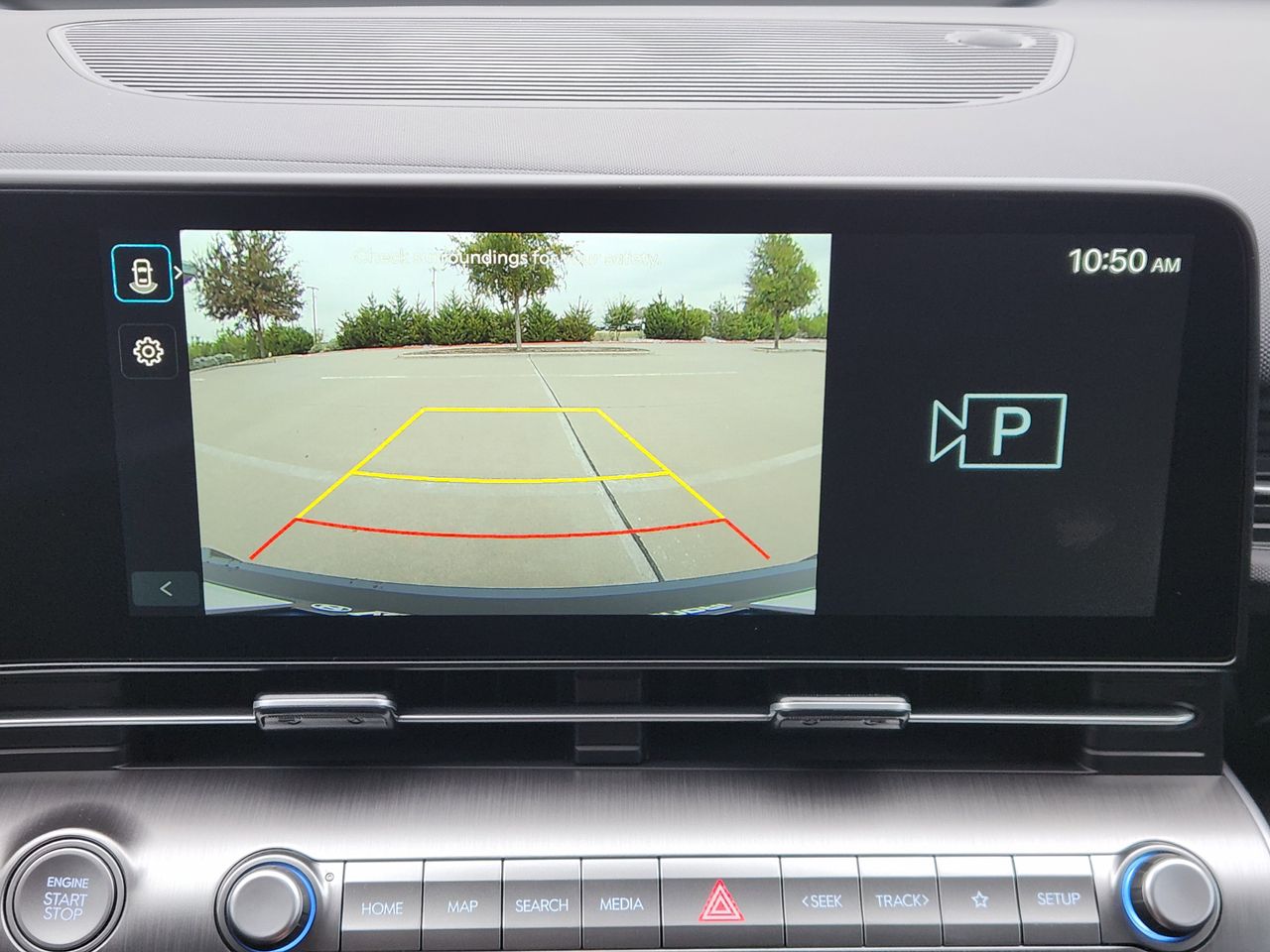 New 2026 SAW White Hyundai SE FWD image 14