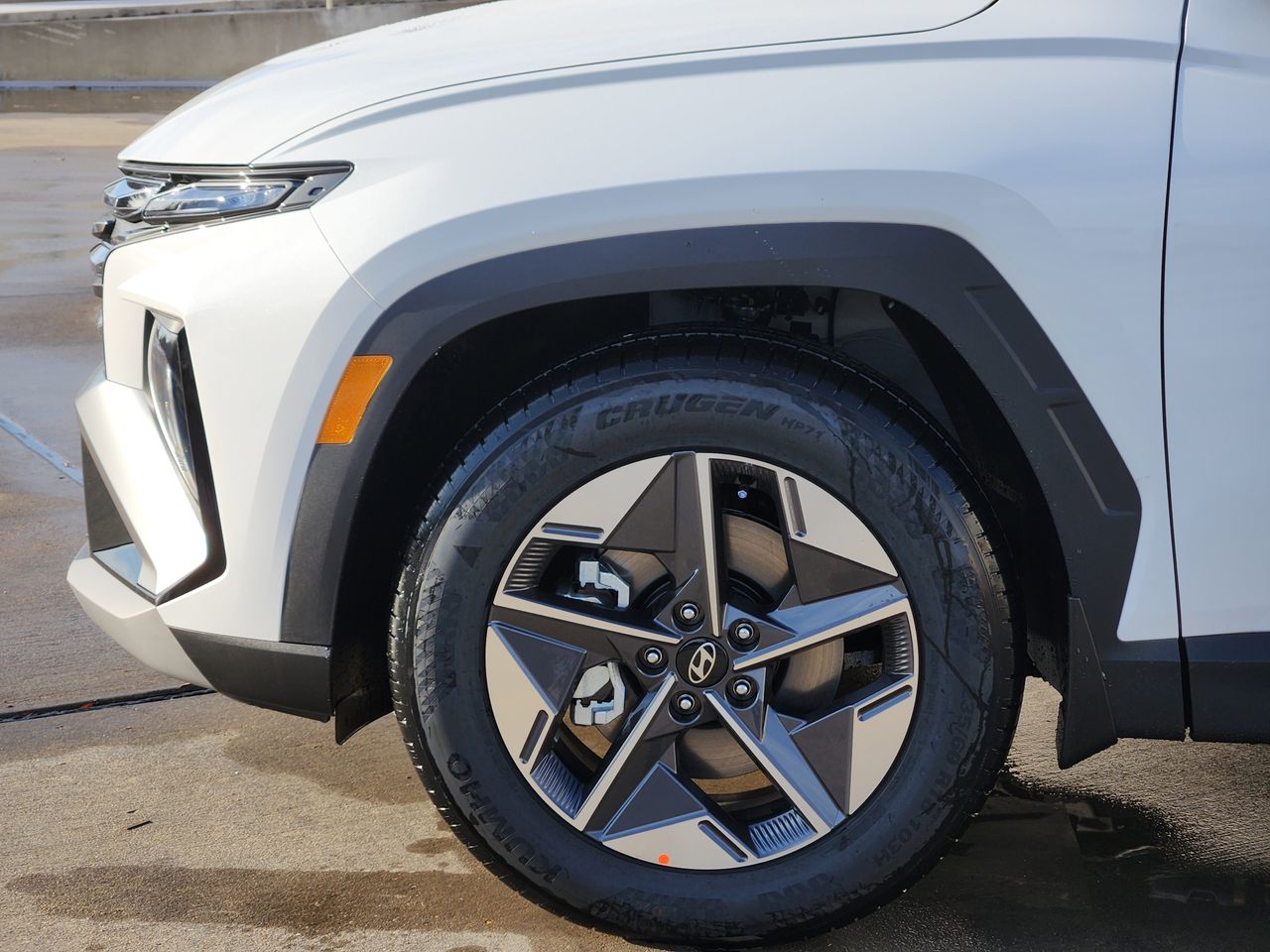 New 2026 W6H White Hyundai SEL FWD image 5