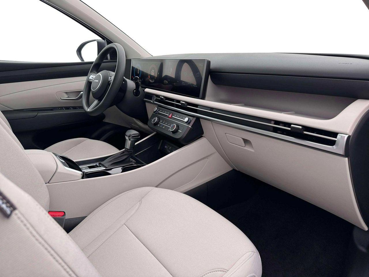 New 2026 WG2 Green Hyundai SE FWD image 15