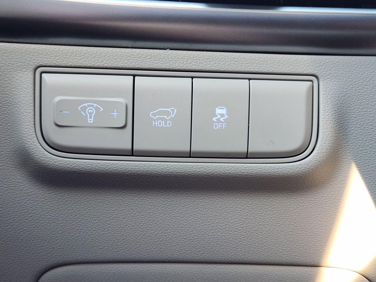 New 2026 W6H White Hyundai SEL FWD image 20