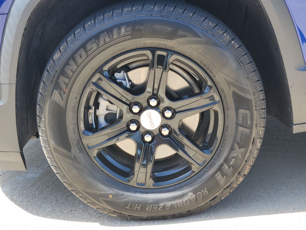 Used 2023 Ultra Blue GMC AT4 image 7