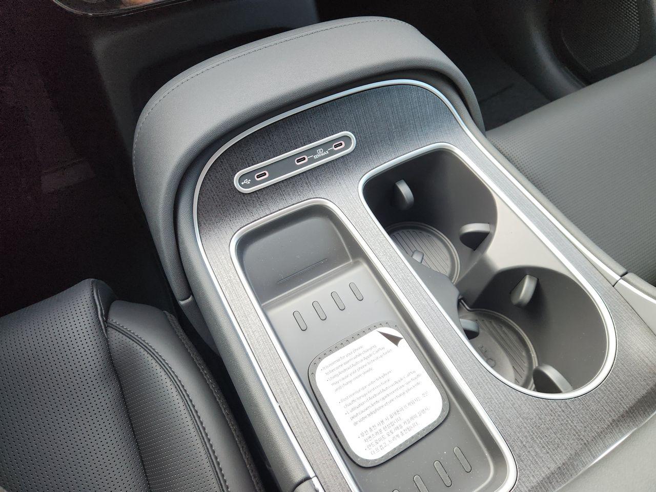 New 2026 Creamy White Pearl Hyundai SEL Premium 7P image 19