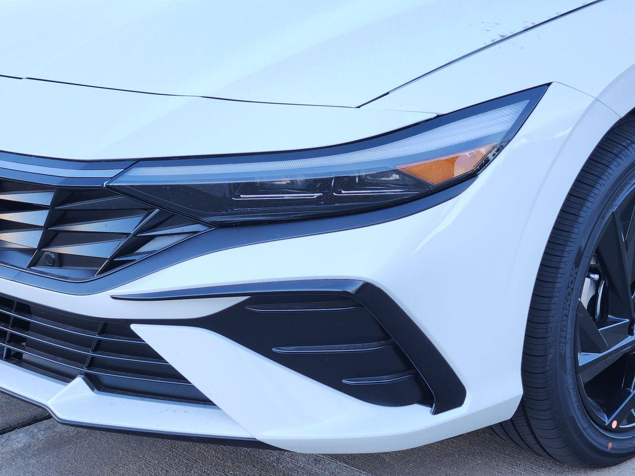 New 2026 Serenity White Hyundai SEL Sport Premium image 6