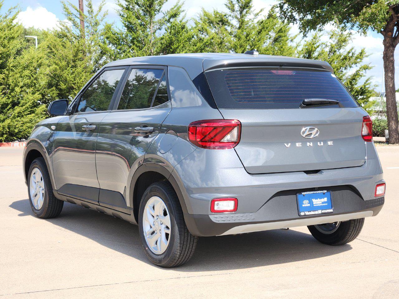 New 2026 Hyundai Venue SE SUV