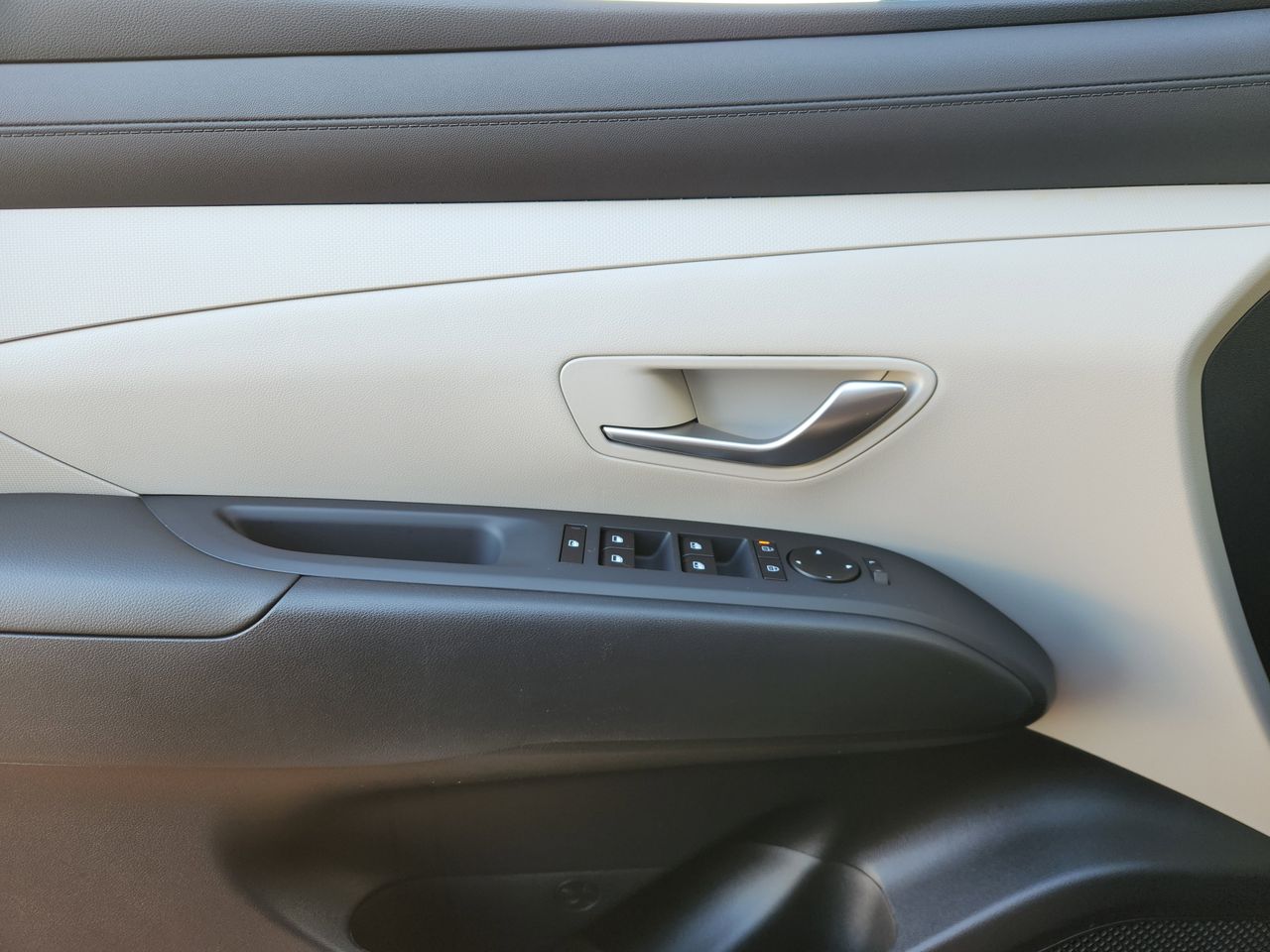 New 2026 NT2 Gray Hyundai SEL FWD image 22