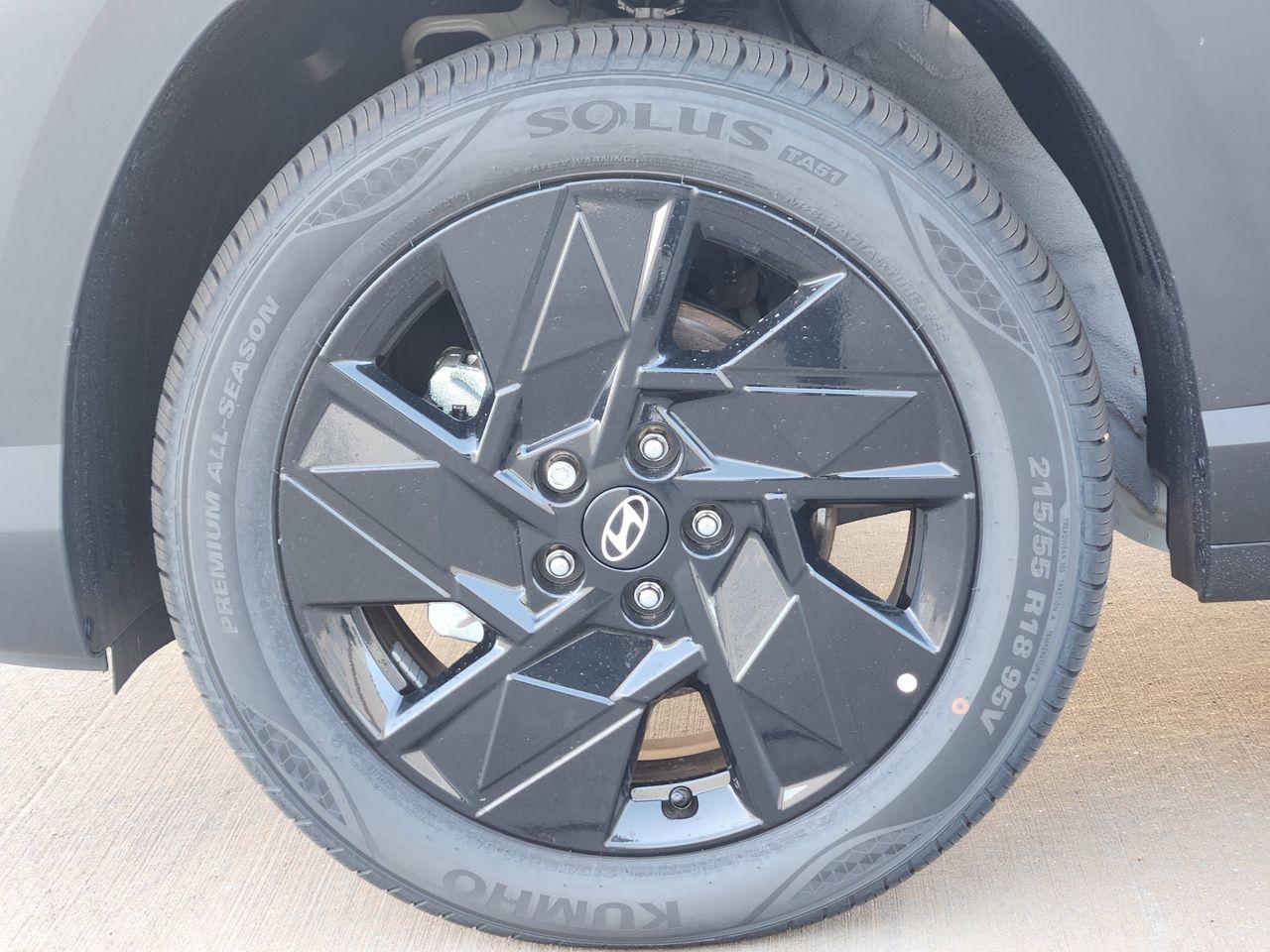 New 2026 SAW White Hyundai SEL Sport FWD image 7