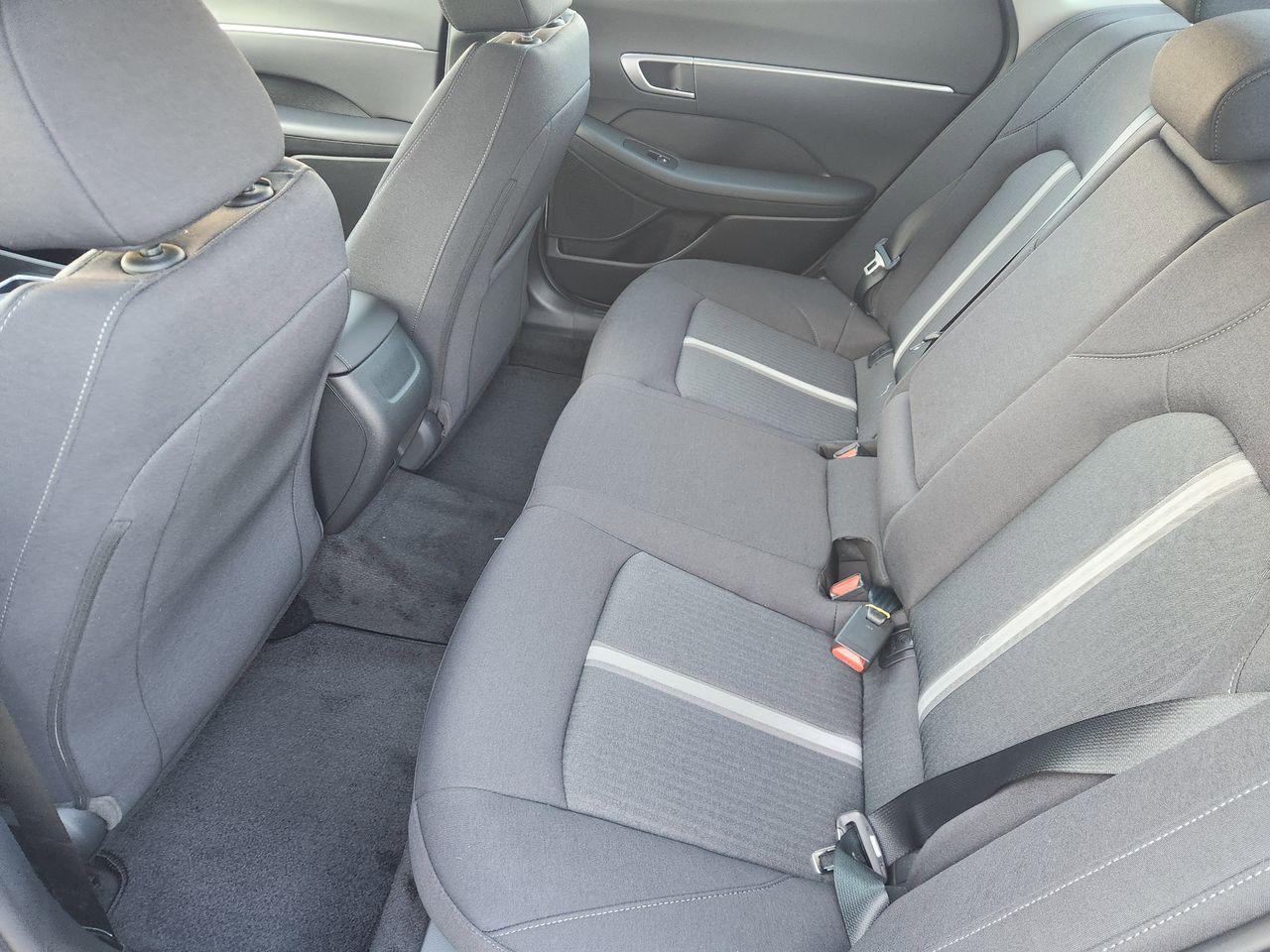 New 2026 T4A Silver Hyundai SEL Sport image 28