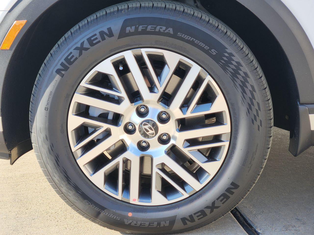 New 2026 Creamy White Pearl Hyundai SEL FWD image 7