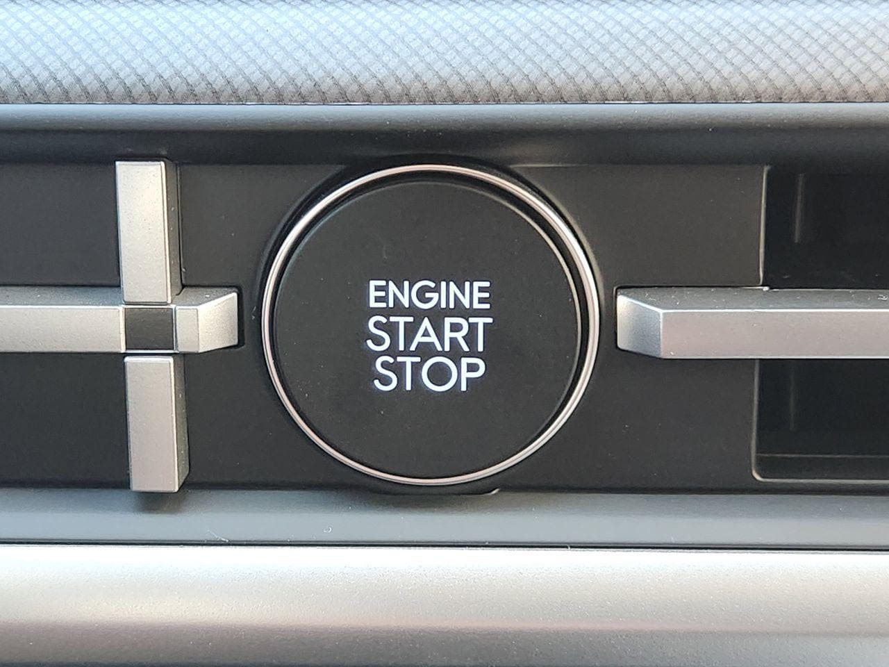 New 2026 W6H White Hyundai SEL image 19