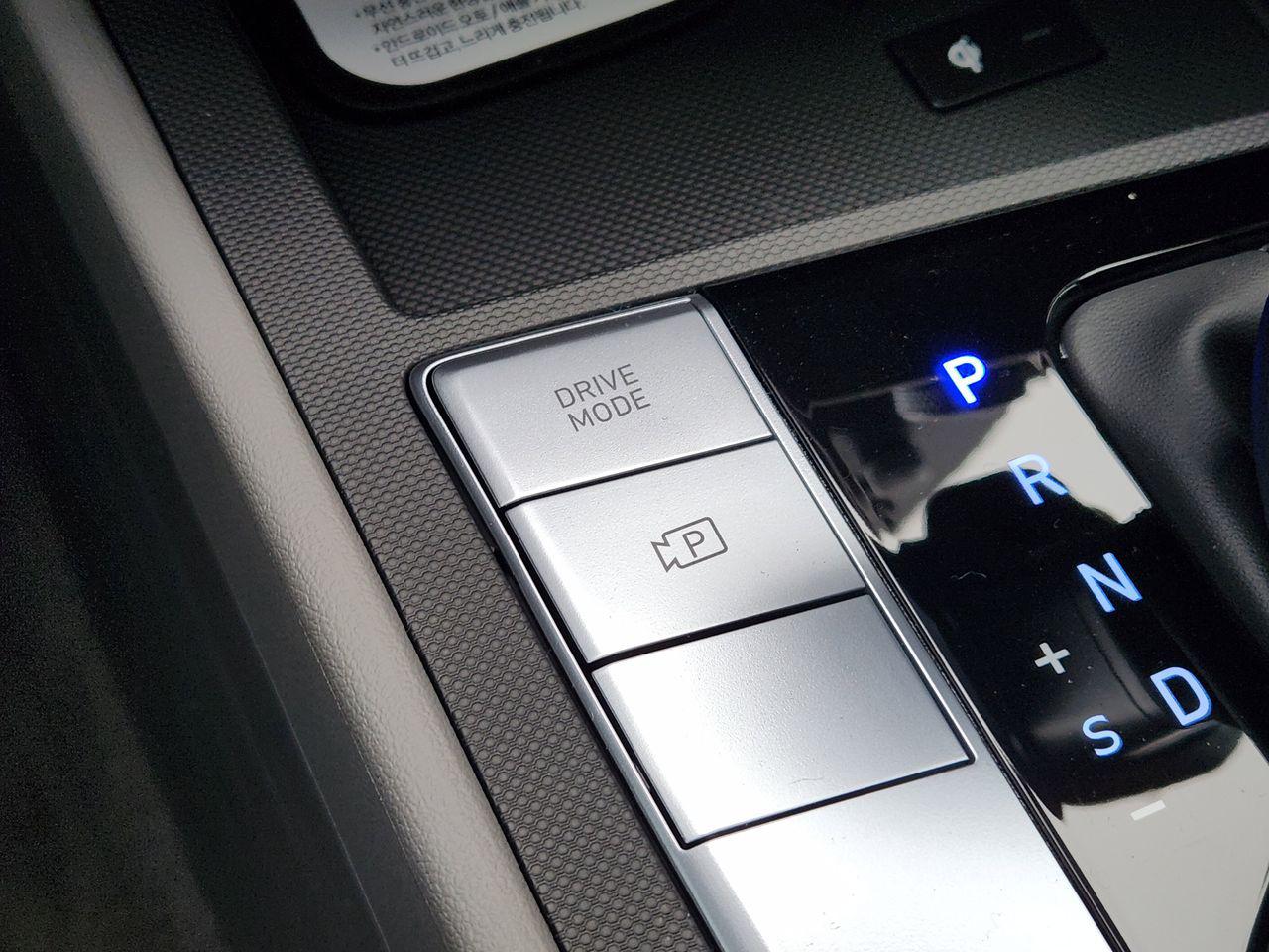 New 2026 W6H White Hyundai SEL Sport image 18