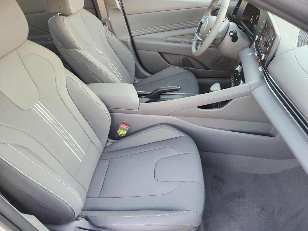 New 2026 W6H White Hyundai SEL Sport image 9