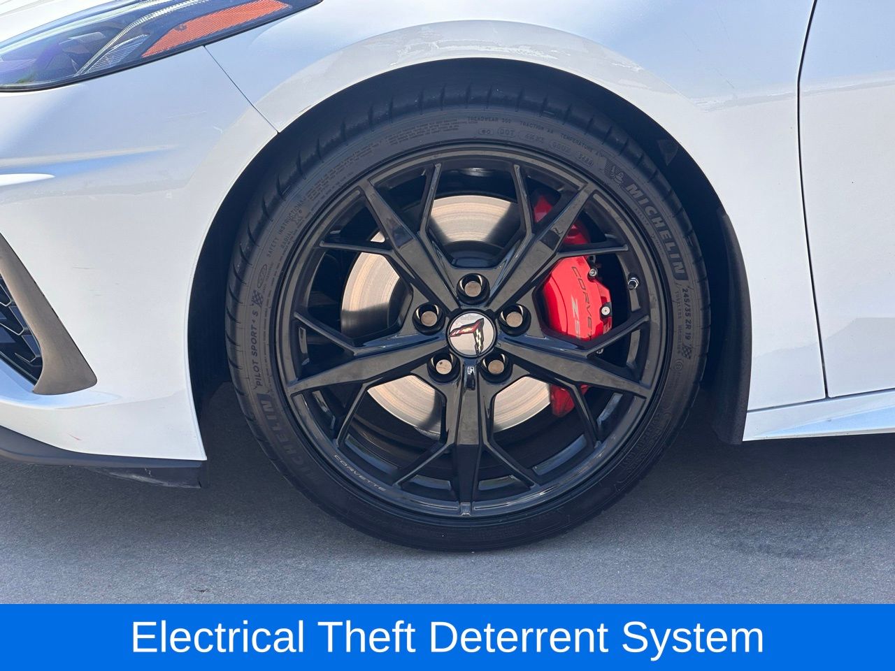 Used 2020 Arctic White Chevrolet Stingray 3LT image 11