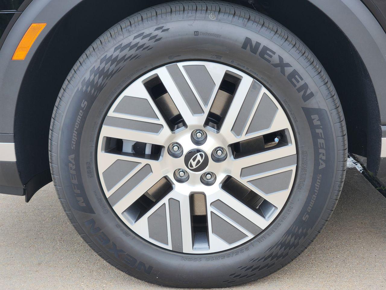New 2026 Abyss Black Pearl Hyundai Blue SEL 7P image 7
