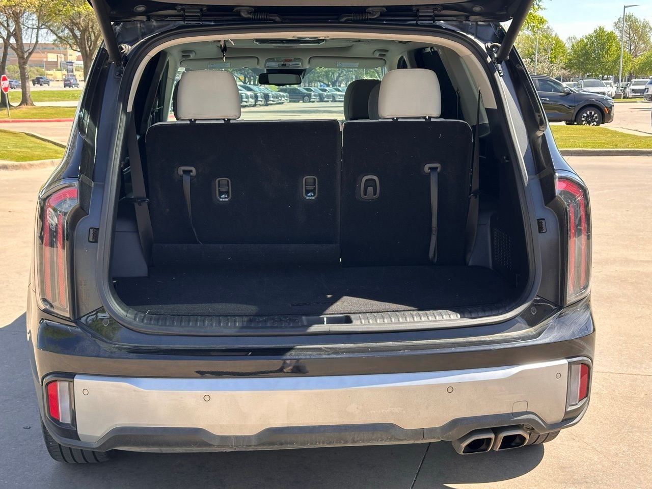 Used 2024 Ebony Black Kia EX image 15