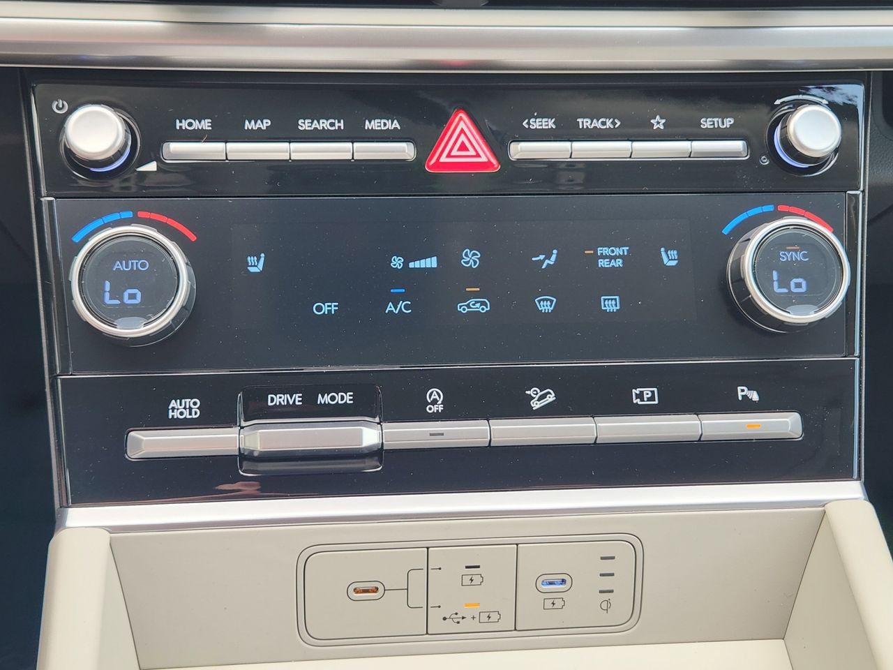 New 2026 W6H White Hyundai SEL FWD image 16