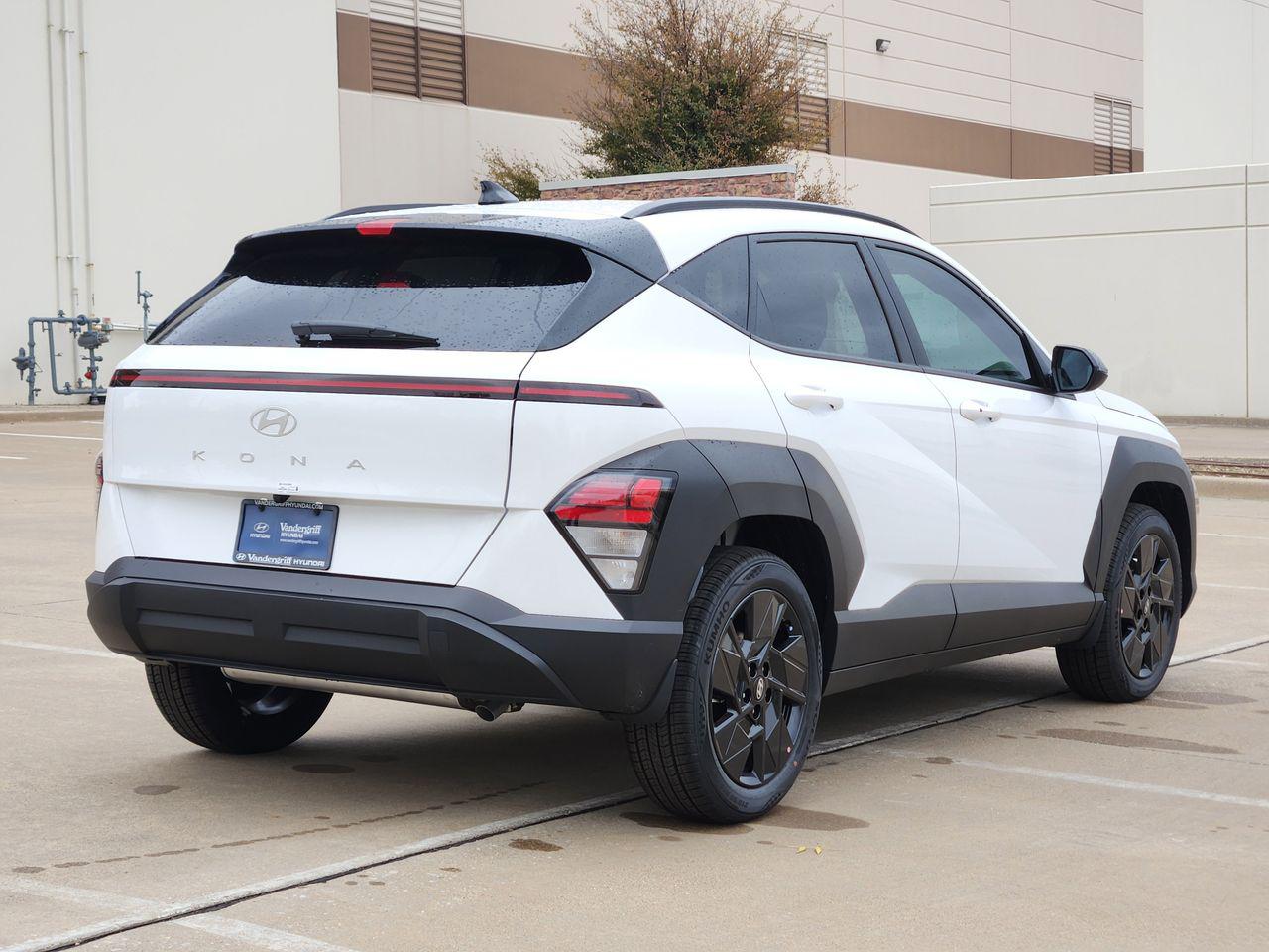 New 2026 Atlas White Hyundai SEL Sport FWD image 4