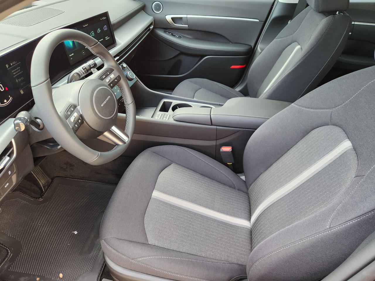 New 2026 T2G Gray Hyundai SEL Sport image 9