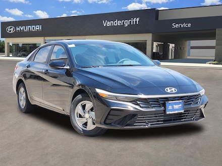 2026 Hyundai Elantra SE Sedan