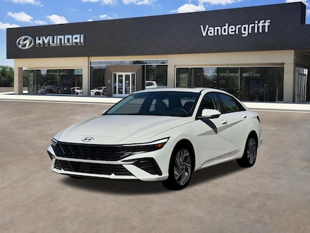 2026 Hyundai Elantra Limited Sedan