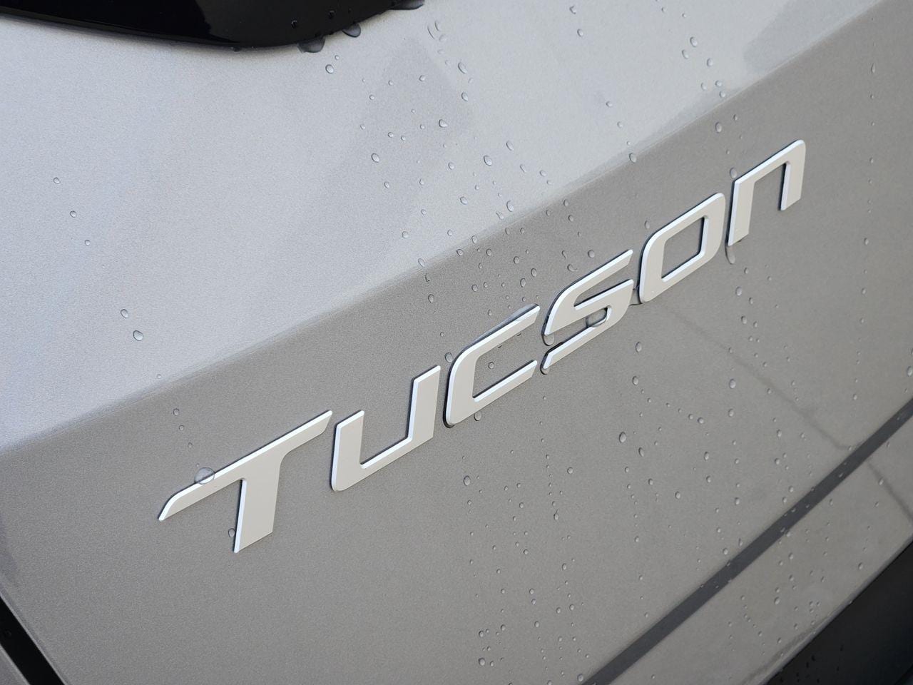 New 2026 R2T Silver Hyundai SEL FWD image 8