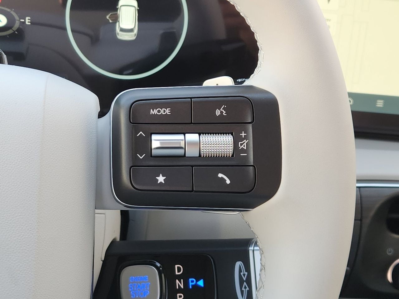 New 2026 WC9 White Hyundai SEL FWD image 28