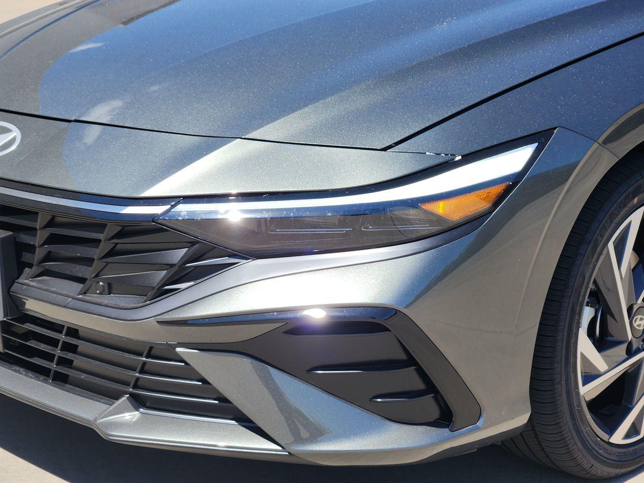 New 2026 Amazon Gray Hyundai Limited image 6