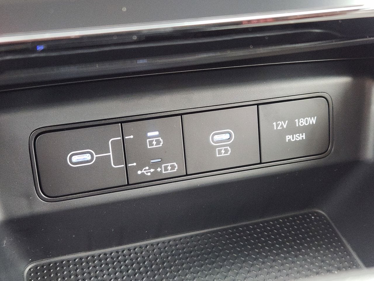 New 2026 W6H White Hyundai SEL FWD image 17