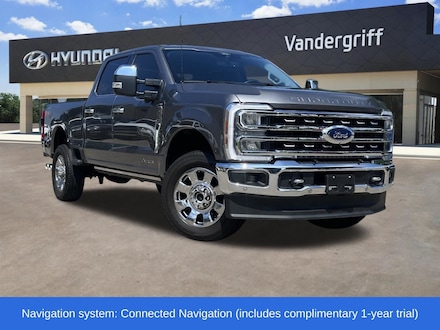2024 Ford F-350SD Lariat Truck Crew Cab