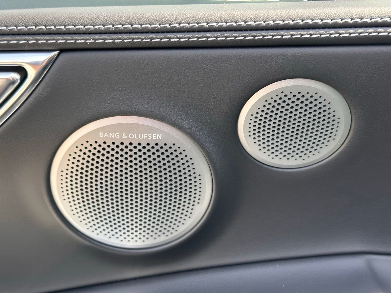 Used 2026 Alta White Genesis 3.5T e-SC image 24