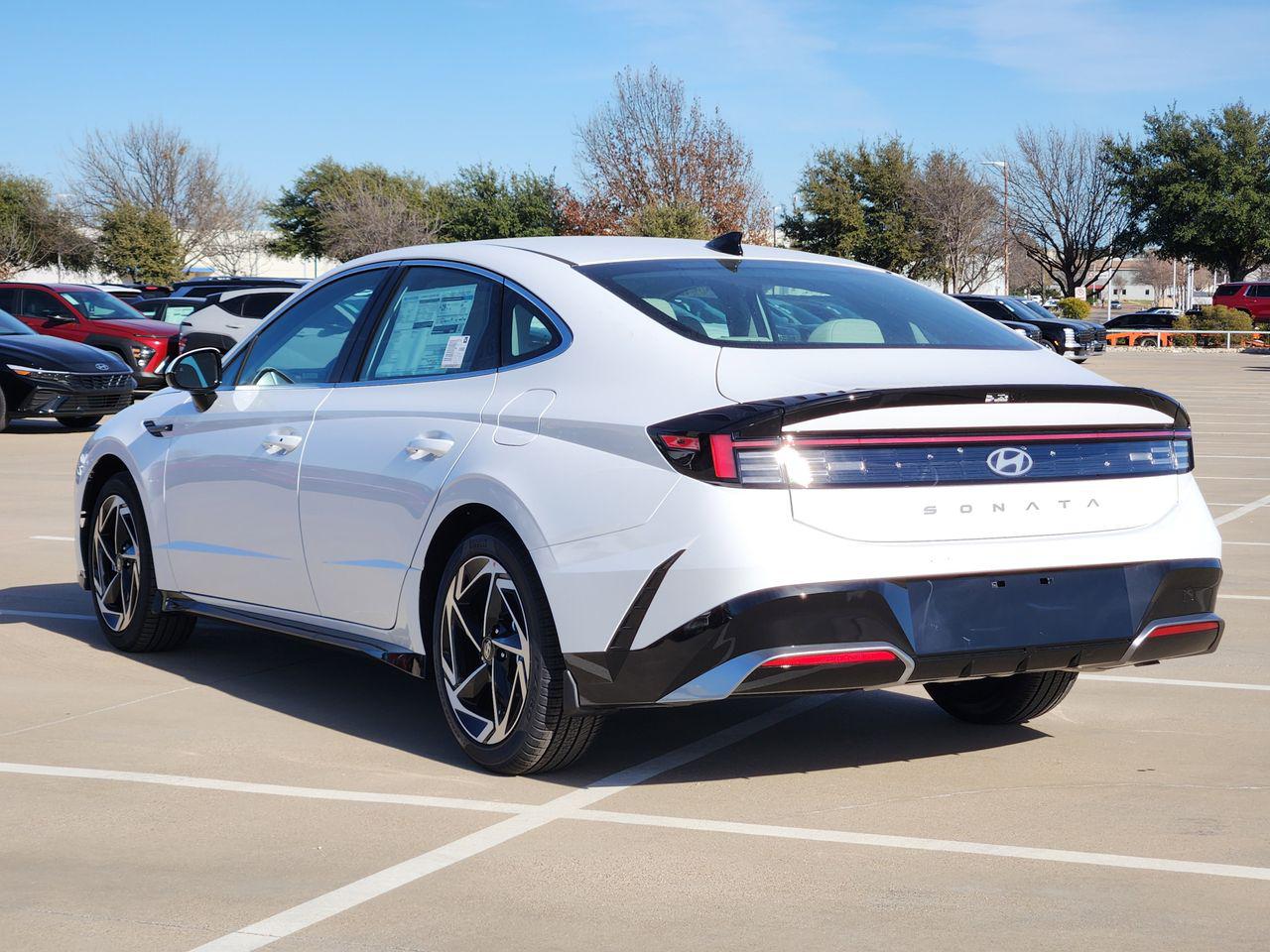 New 2026 W6H White Hyundai SEL Sport image 3