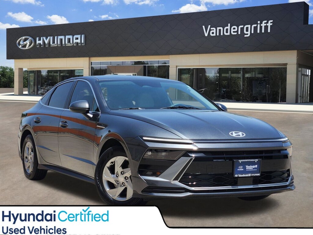 Certified 2025 Hyundai Sonata SE Sedan