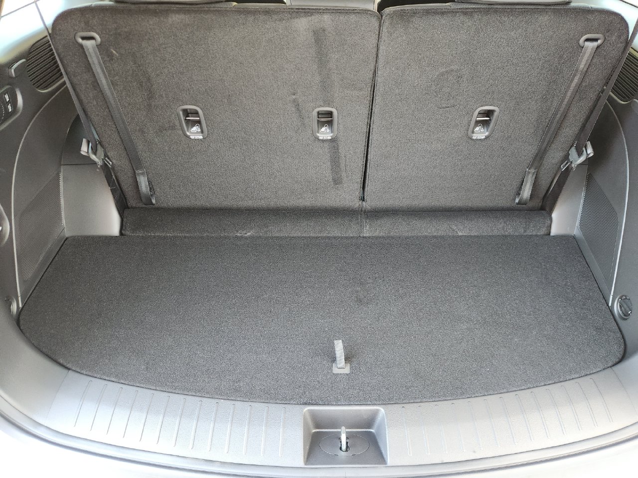 New 2027 Creamy White Pearl Hyundai Blue SEL Premium 7P image 34