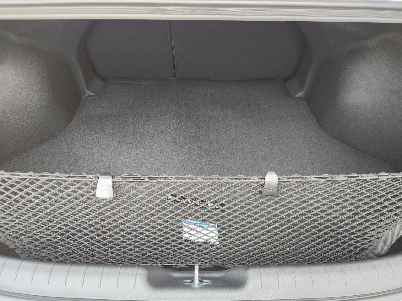 New 2026 W6H White Hyundai Limited image 33