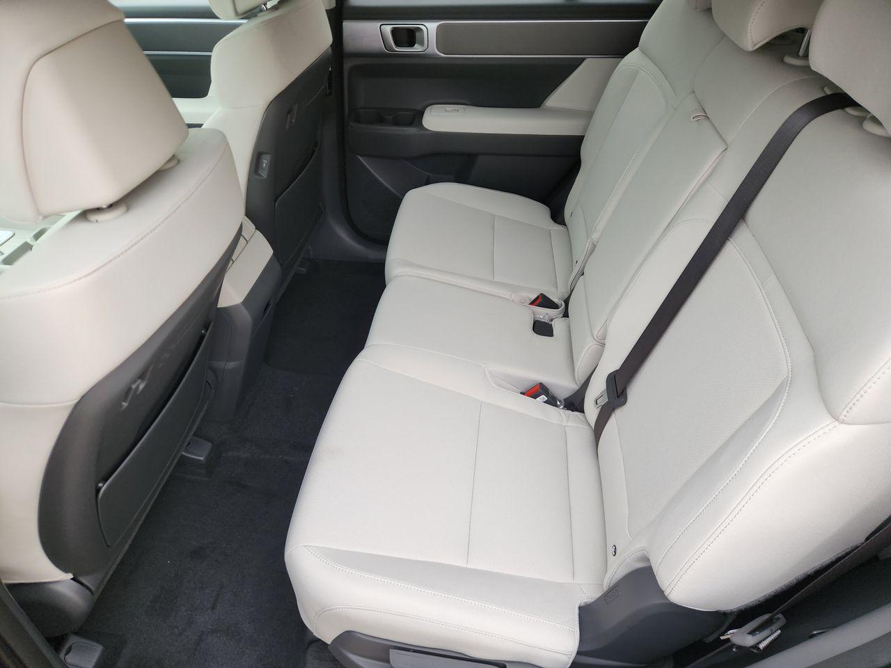 New 2026 Phantom Black Hyundai SE FWD image 27