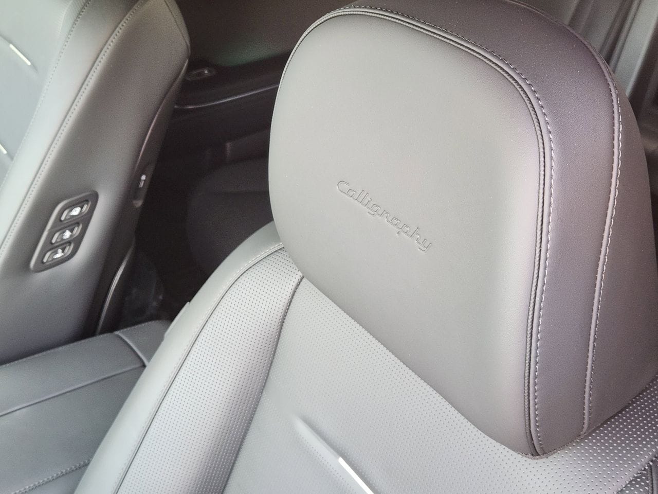 New 2026 A2B Black Hyundai Calligraphy FWD image 11