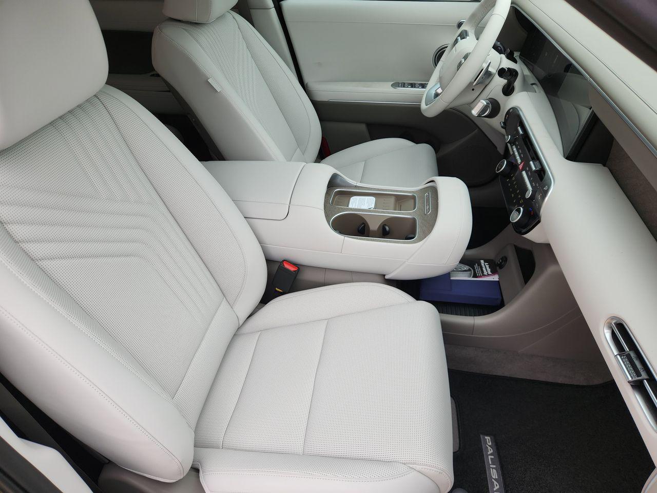 New 2026 Abyss Black Pearl Hyundai SEL Premium 7P image 11